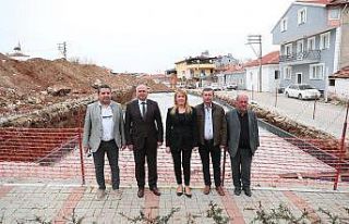 Merkezefendi’de yeni meydan ve pazaryeri çalışmaları...