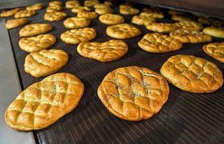 Mersin Büyükşehir Belediyesi, Ramazan pidesini...