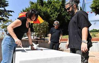 Mersin’e "Umut Çocuk" heykeli