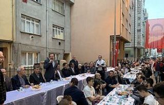 Milletvekilinden anlamlı iftar