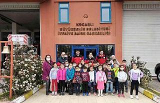 Minik öğrencilere itfaiyecilik anlatıldı