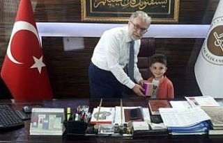 Miniklerden anlamlı yardım