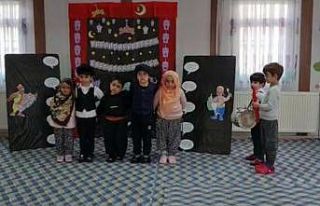 Miniklerden sevimli Elazığ halayı