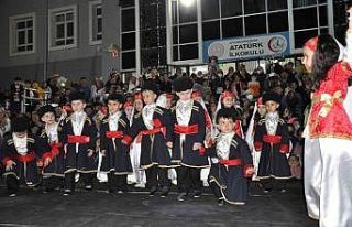Miniklerden yöresel oyunlarla Ramazan etikliği