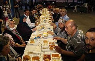 Nazilli’de 10 binlerce kişi aynı sofrada buluşuyor