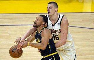 NBA’de Golden State Warriors ve Milwaukee Bucks...