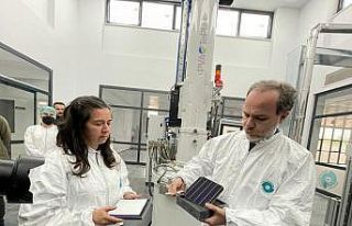 Niğde’de üniversitede silisyum kütük üretiliyor