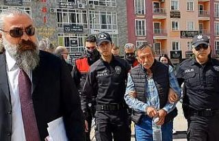 Oğlunu satırla öldüren baba tutuklandı