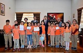 Öğrenciler "Eğlence ile 4 Yetenek" projesini...