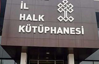 Öğrenciler kütüphaneyi gezdi