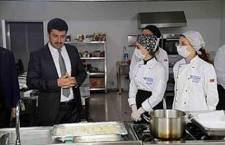 Öğrenciler tecrübelerini iftar yemeğiyle pekiştirdi