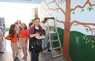 Okulda ‘Koridor Kütüphanesi’