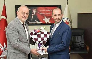 OMÜ İletişim Fakültesi’nde devir teslim