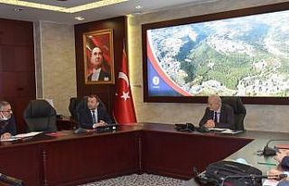 OMÜ, kenevirin endüstriyel ürün hâline gelmesinde...