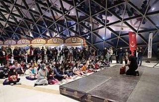 Orhan Hakalmaz’dan Denizlililere türkü ziyafeti