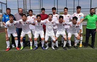 OSB Teknik Koleji Antrenörü Serkan Karakuş: