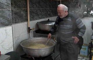 Osmanlı geleneğini Ramazan’da da yaşatıyor