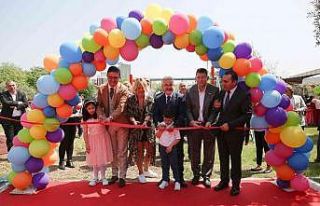 Özel çocukların parkı dayanışmayla yenilendi