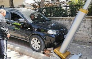 Panik yapan sürücü kazaya sebep oldu