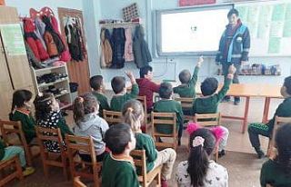 Pazarlar’da anasınıfı öğrencilerine süt eğitimi