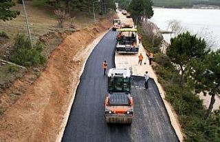 Pelitözü Gölpark’ta asfaltlama çalışmaları...