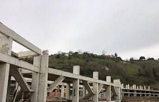 Perşembe Küçük Sanayi Sitesi yükseliyor