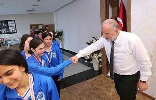 Potanın yıldızlarına Başkan Sandıkçı’dan...