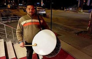 Ramazan davulcuları ilk bahşişlerini topladı