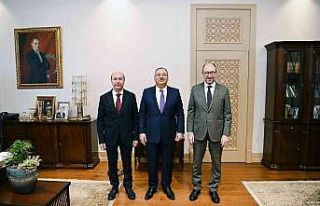 Rektör Erdal’dan Cumhurbaşkanlığı İdari İşler...