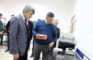 Rektör Uysal’dan DPÜ FOTAM’a ziyaret