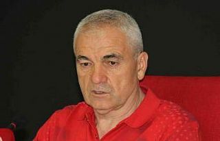 Rıza Çalımbay: "Trabzon şampiyonluğu hak...