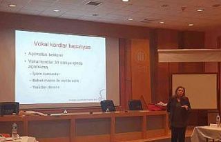 Sağlık çalışanlarına yeni doğan eğitimi