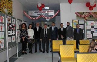 ’Sağlıklı gülüşler, 23 Nisan’ı bekler Temalı...