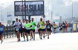 Sakarya Büyükşehir sporcusu İstanbul Maratonu’nda...