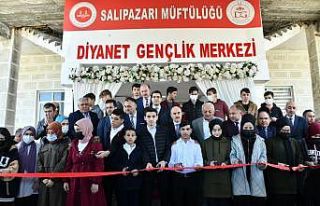 Salıpazarı Diyanet Gençlik Merkezi açıldı