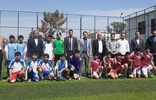 Samsat’ta ortaokullar arası futbol turnuvası yapıldı