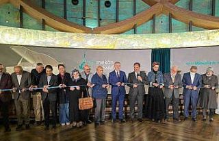 Sanatseverler ’Denizler Mürekkep Olsa’ hat sergisi...