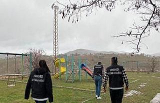 Sandıklı’da 80 polisin katılımıyla denetim...