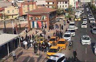 Şanlıurfa İl Göç İdaresine taşlı saldırı:...