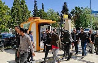 Şanlıurfa’da tütün kaçakçılarına operasyon:...