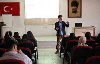 Şaphane’de bağımlılıkla mücadele eğitimi...