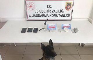 Satmak için Eskişehir’e uyuşturucu madde getiren...
