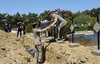 Seddülbahir Kalesi restorasyonunda bulunan Fransız...