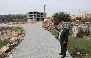 Şehitkamil kırsalında yollara parke döşeniyor