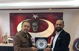 Selendi’de belediye çalışanlarını sevindiren...