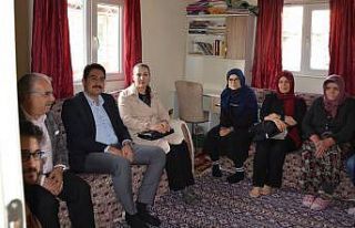 Selendi’de "Yalnız Değilsiniz" projesi...