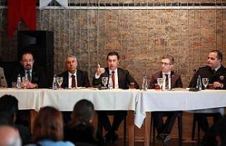 Sezon öncesi esnaf bilgilendirildi