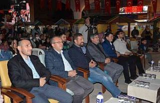 Sındırgı kitap fuarında Kahraman Tazeoğlu ilgi...