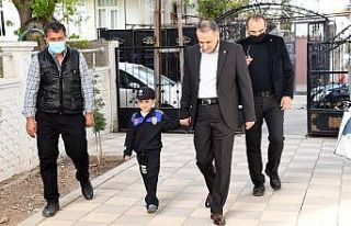 Sınır ötesinde görev yapan kahramanın oğlundan...