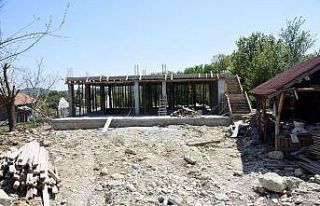 Sinop’ta evi yanan aileye gurbetçi vatandaşlar...